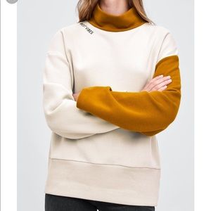 ✨SOLD✨ZARA BEST VIBES TRF COLOR BLOCK SWEATSHIRT